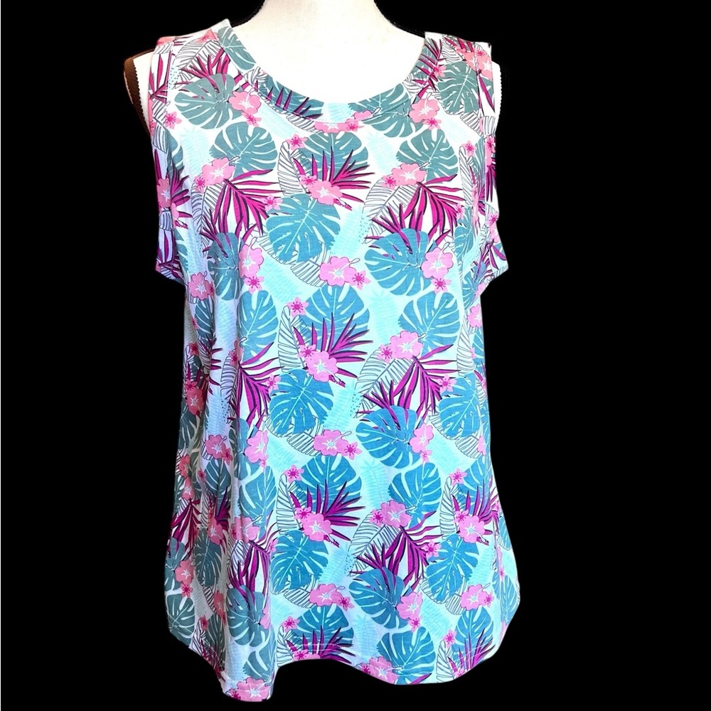 NWT Fresh Produce Tank Top, Blues, Greens, Pinks Floral Size Large